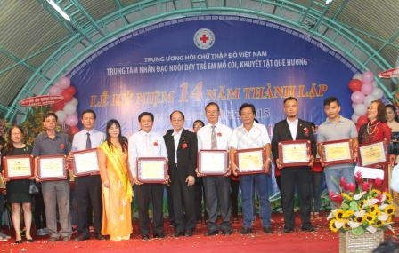 Kỷ niệm 14 năm thành lập trung tâm