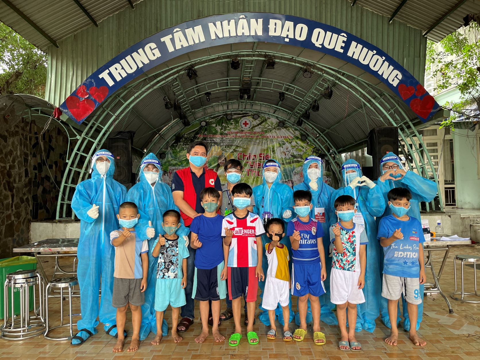 TỔ CHỨC XÉT NGHIỆM TẦM SOÁT TẠI TRUNG TÂM