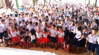 TRẺ CÔ NHI CÂN MÁY SẤY