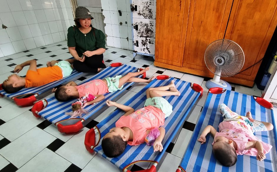 TRUNG TÂM CẦN TÃ, BỈM , SỮA CHO CÁC BÉ SƠ SINH VÀ KHUYẾT TẬT