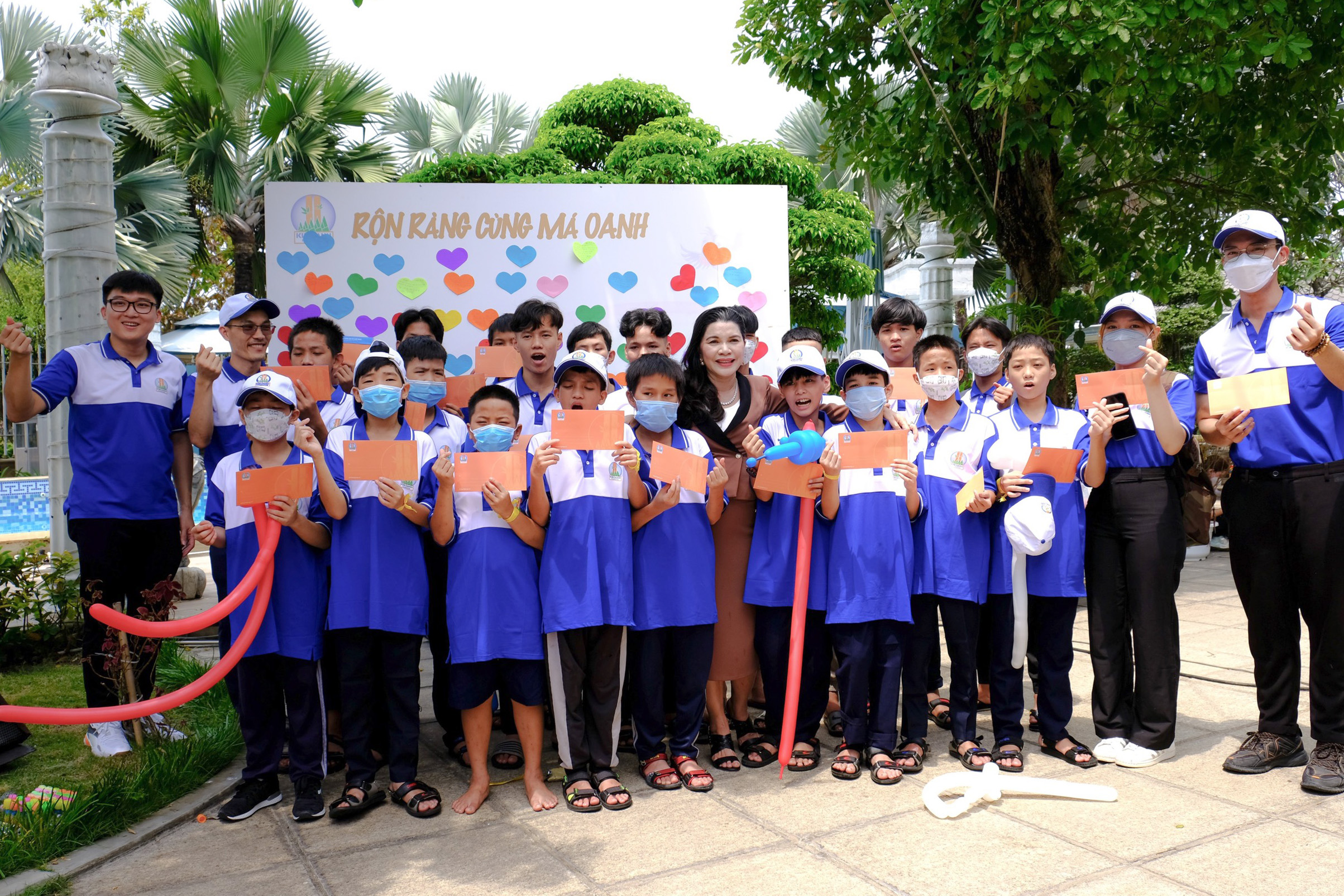 VUN ĐẮP ƯỚC MƠ GIÚP TRẺ MỒI CÔI SỚM HÒA NHẬP CỘNG ĐỒNG