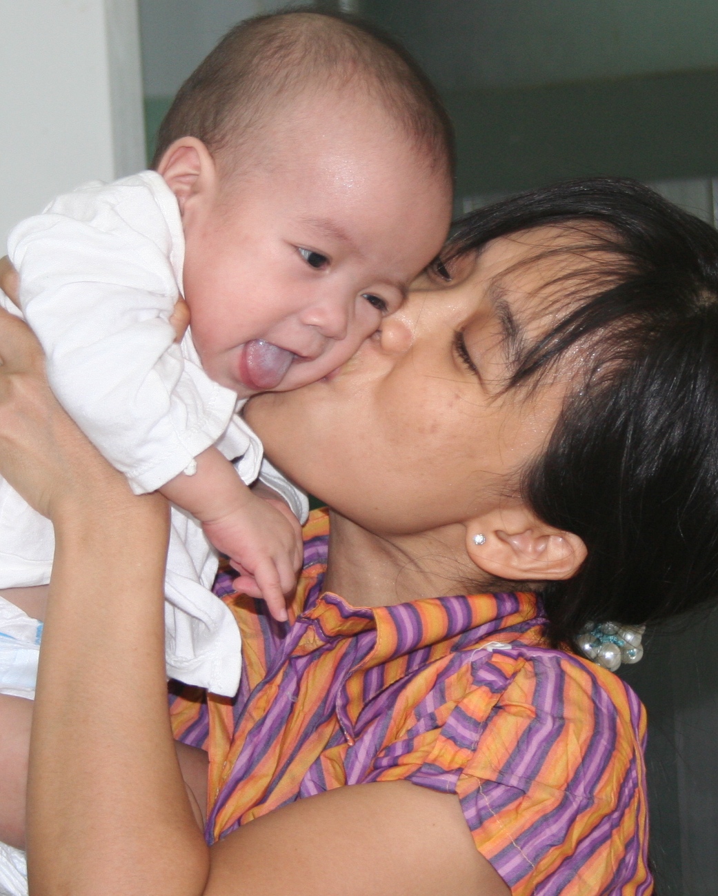 Lời Chúc Mừng Sinh nhật đến Mẹ Huỳnh Tiểu Hương của 345 trẻ cô nhi 10/12/2021