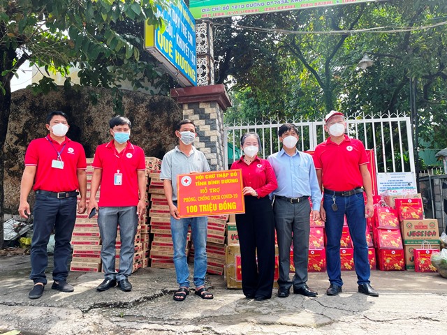 Lãnh đạo Tỉnh Bình Dương Thăm và Tặng quà cho Trẻ Cô Nhi Trung Thu Cho Em