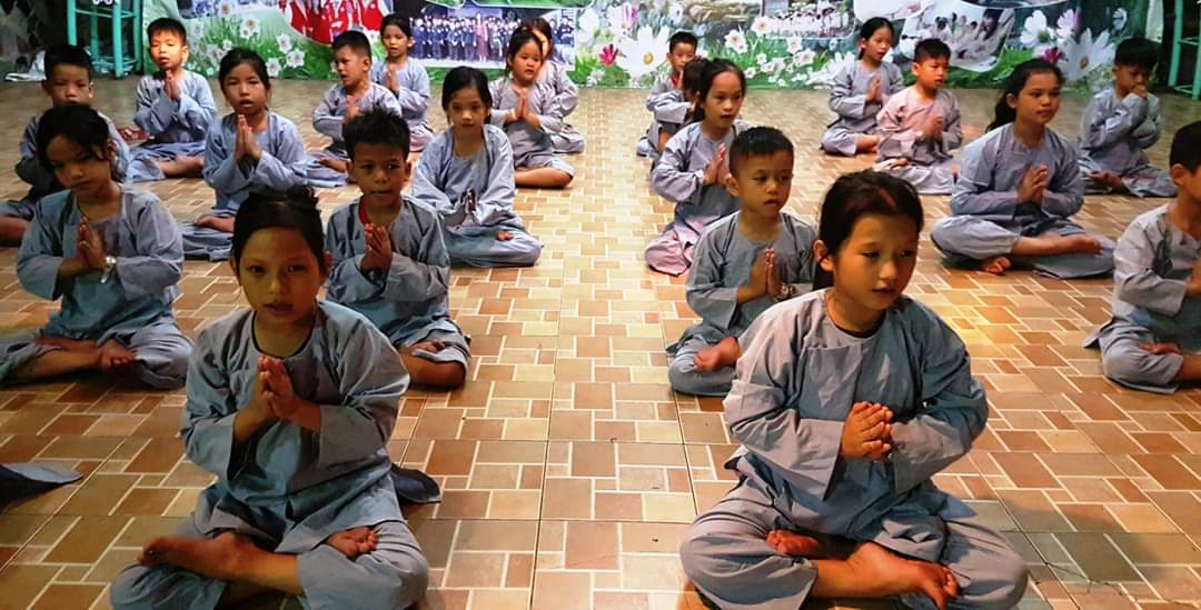 LAU VU LAN - A CONFERENCE OF BENEFITS - HEART OF MOTHER HUYNH TIEU HUONG